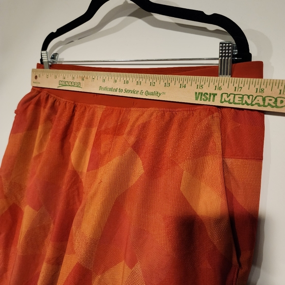 Lululemon Men's Shorts Mesh Mash Orange Multi Shorts Classic Fit XL - Picture 11 of 13